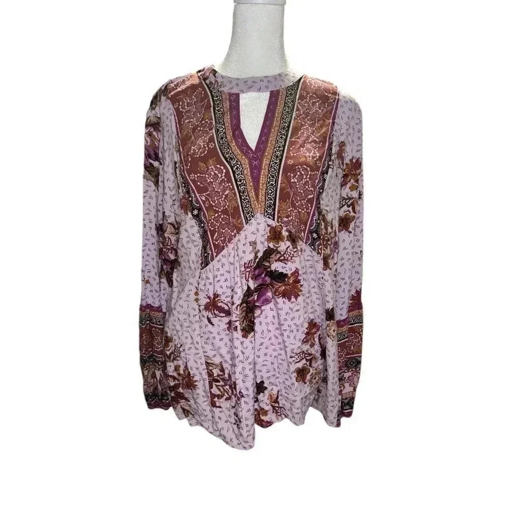 Maurices Tunic Top Size Large Womens Floral Long‎ Sleeve Keyhole Purpe Boho